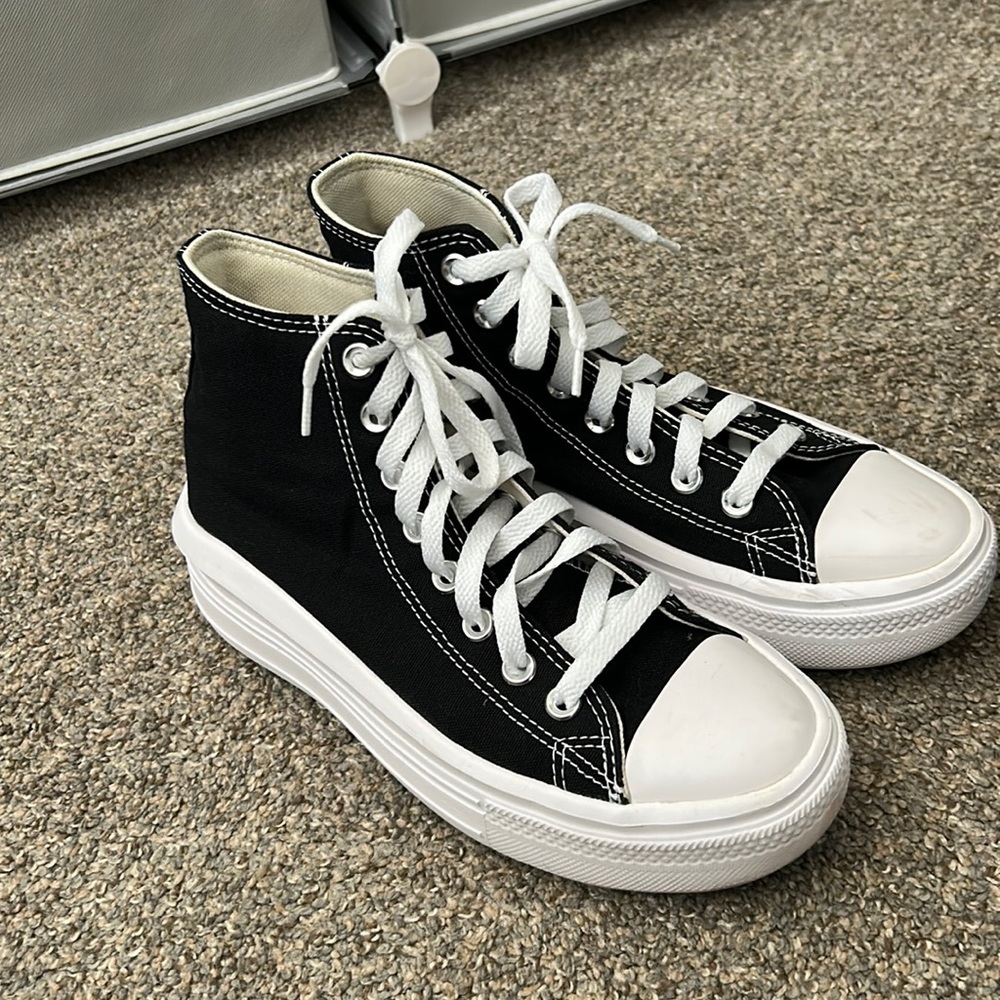 Hightop Converse Sneakers